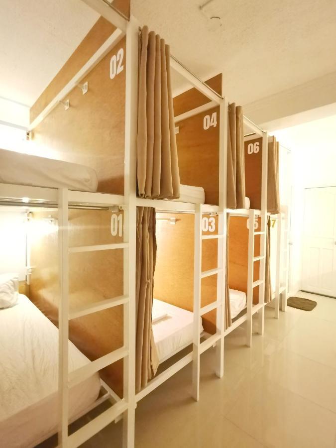 Nomadsmnl Hostel Paranaque City Exterior foto