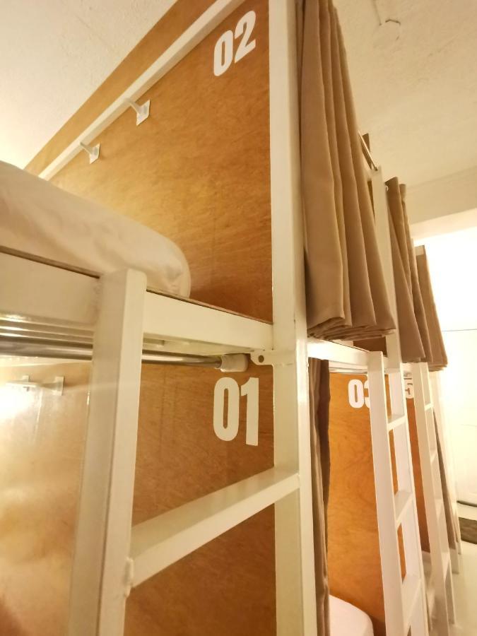 Nomadsmnl Hostel Paranaque City Exterior foto